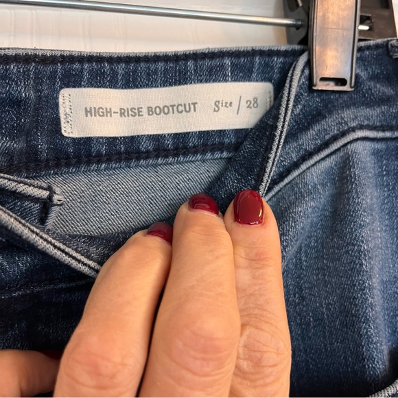 Anthropologie Pilcro high waist bootcut. Flared with button detail on leg. 28 - Picture 4 of 9